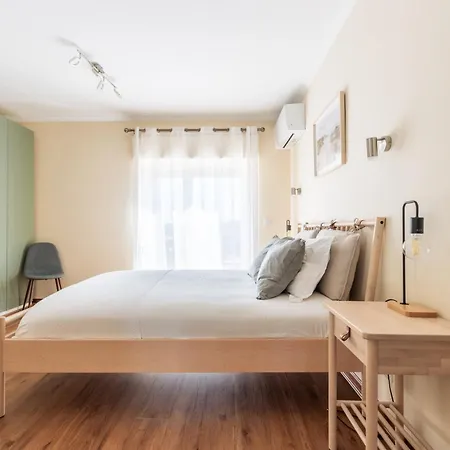 アパート Ericeira Beach Apartment