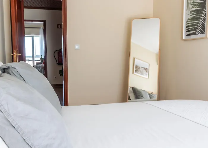 Ericeira Beach Apartment Διαμέρισμα Ericeira