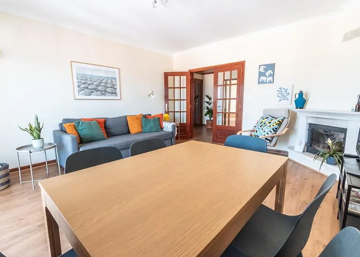 Ericeira Beach Apartment Διαμέρισμα *