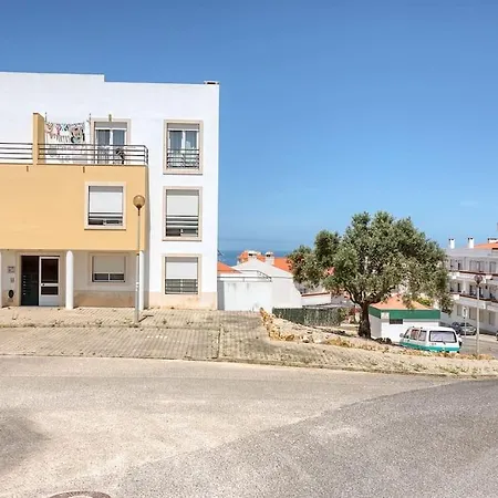 Ericeira Beach Apartment Апартаменты *