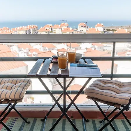 Ericeira Beach Apartment *