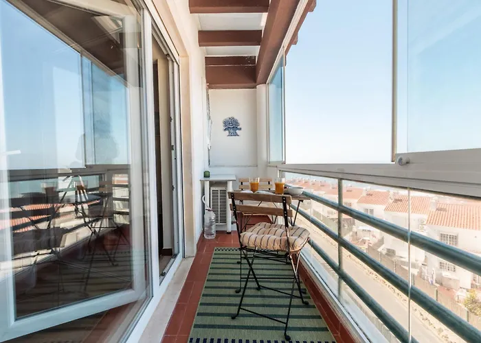 Ericeira Beach Apartment * Ericeira